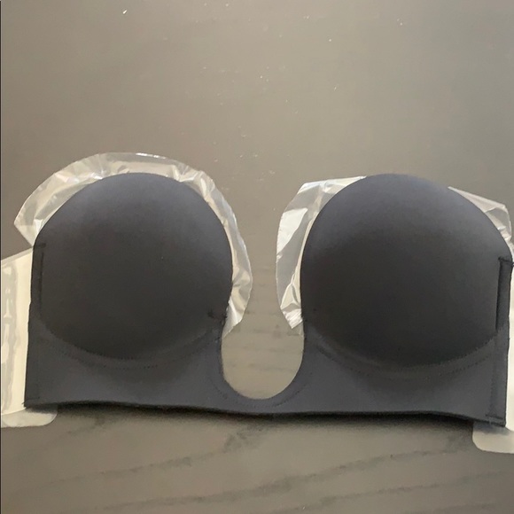 Adhesive Bra - Picture 2 of 5